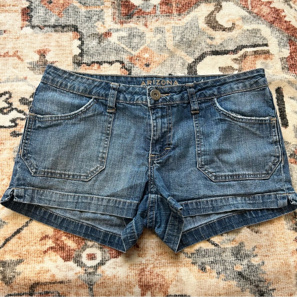 Arizona Jean Company Women's Blue Denim Shorts